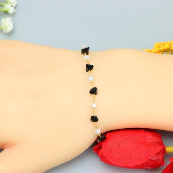 "Elegant & Trendy Bracelet, A Perfect Gift for Women, Thoughtful, EVCH1386 - Picture 4 of 10